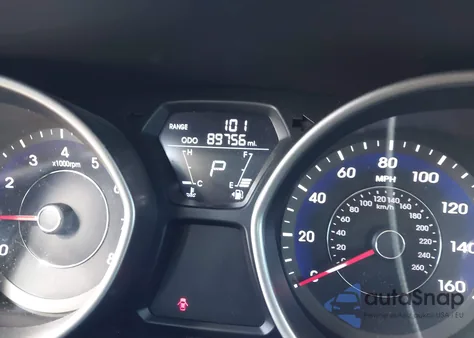 2013 Hyundai Elantra Limited z USA, uszkodzony, nr VIN 5NPDH4AE1DH268107